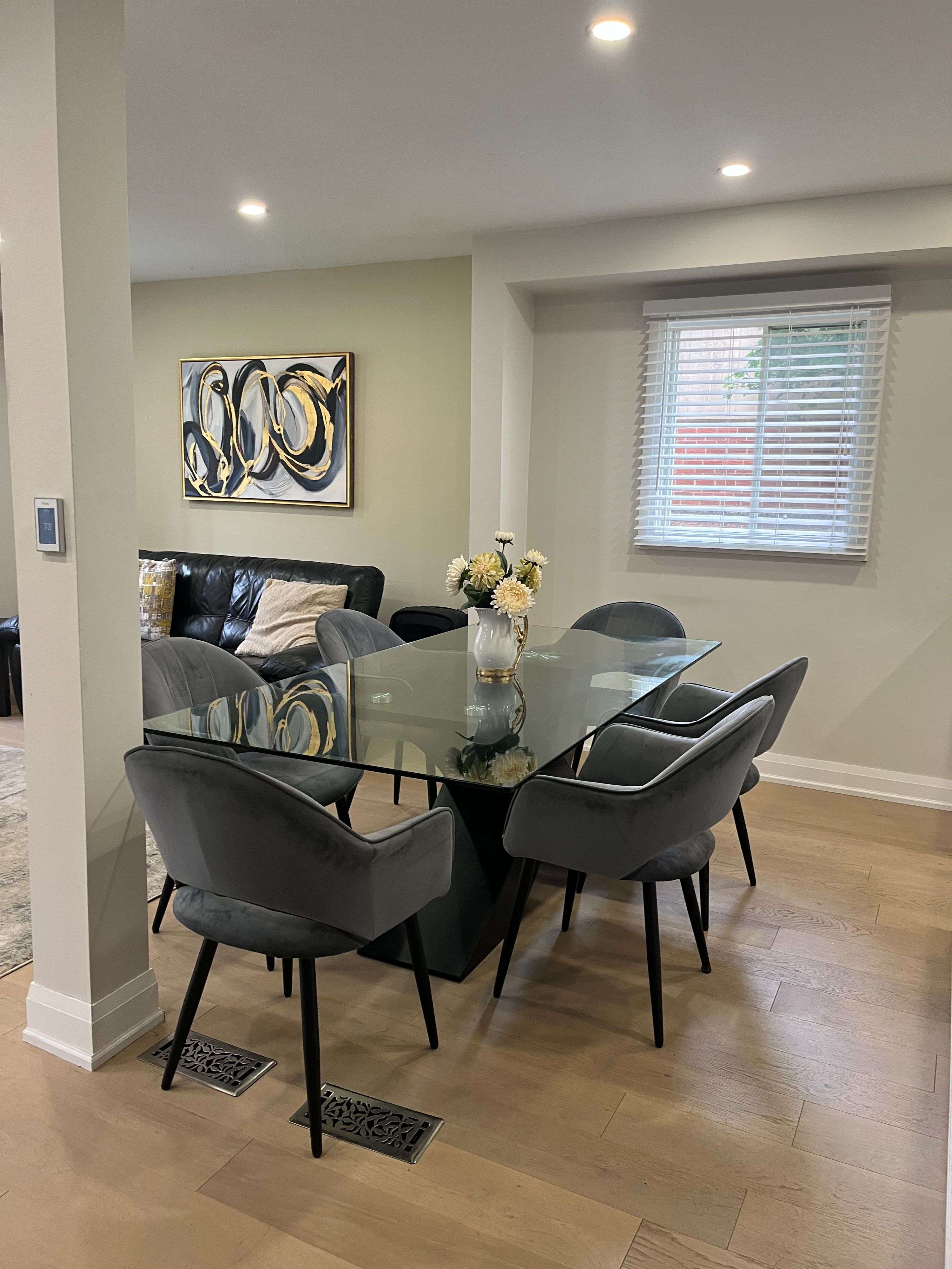 Richmond Hill, ON L4C 5V7,44 Lund ST