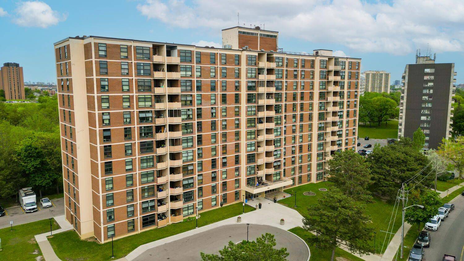 Toronto W05, ON M3N 2P3,335 Driftwood AVE #610