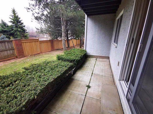 Oakville, ON L6M 2V7,1450 Glen Abbey Gate #714