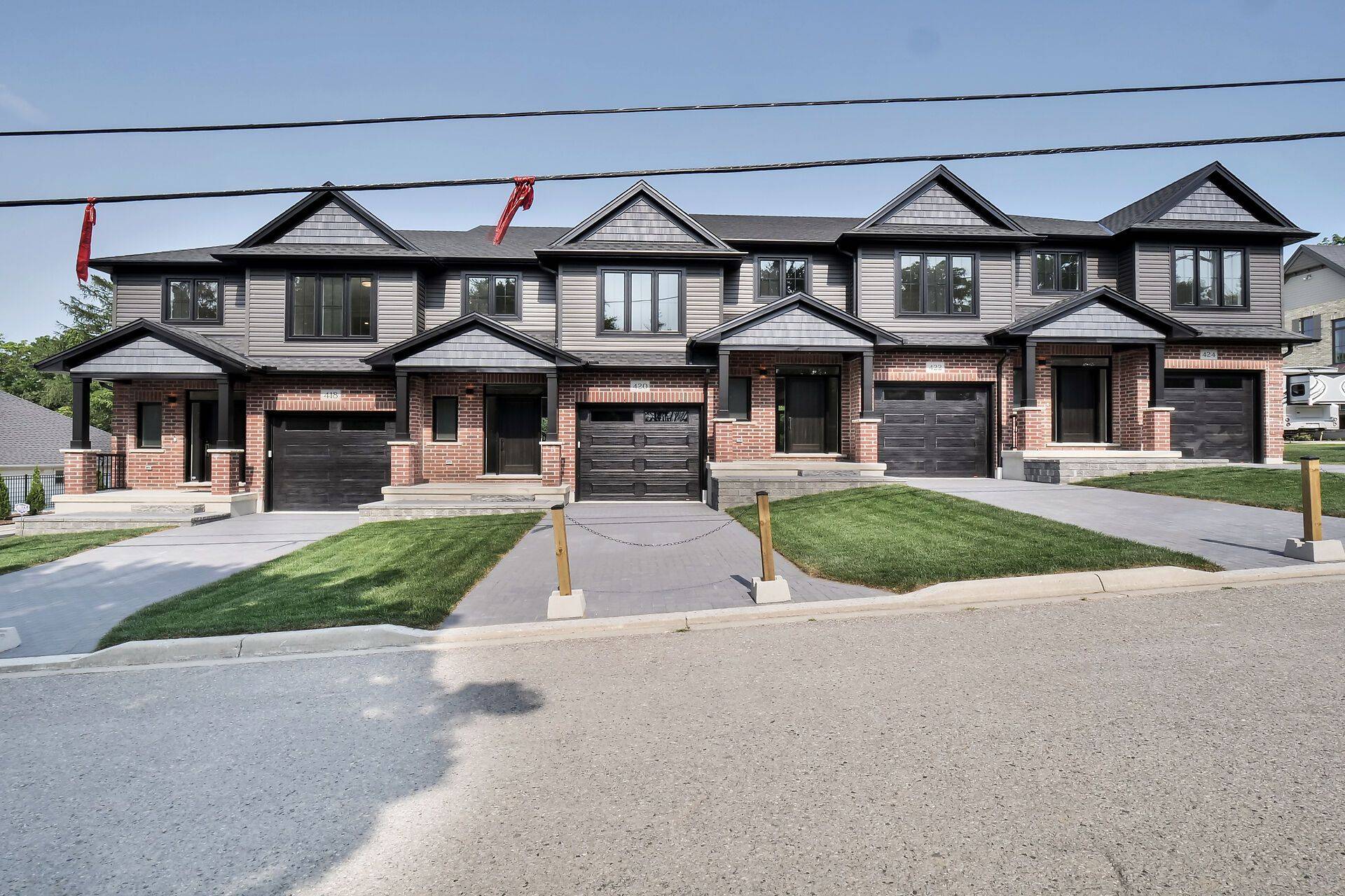 London South, ON N6K 3R2,414 Old Wonderland RD #33