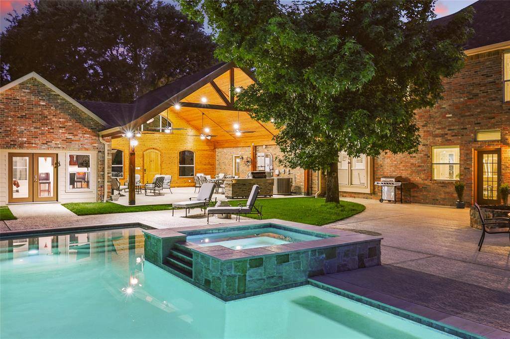 Oak Point, TX 75068,730 Emerald Sound Boulevard