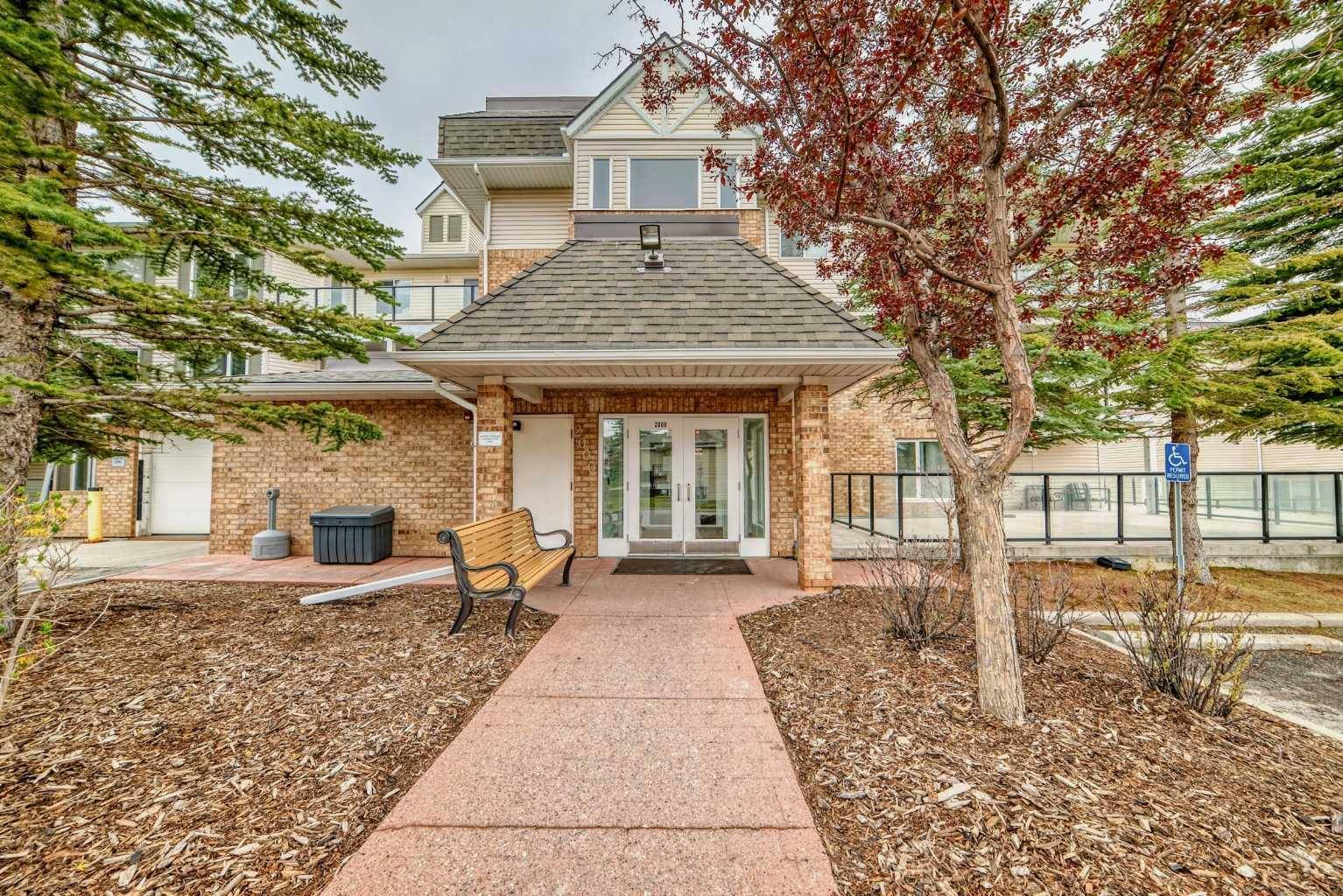 Calgary, AB T3G 5B3,950 Arbour Lake RD NW #2310