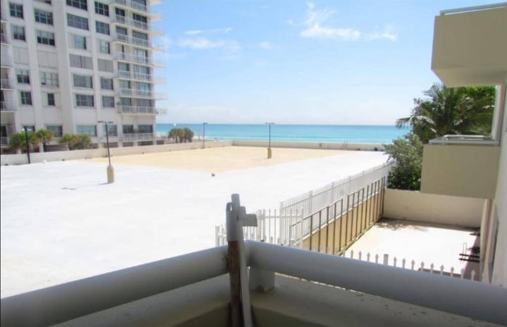 Hollywood, FL 33019,3001 S Ocean Dr #207