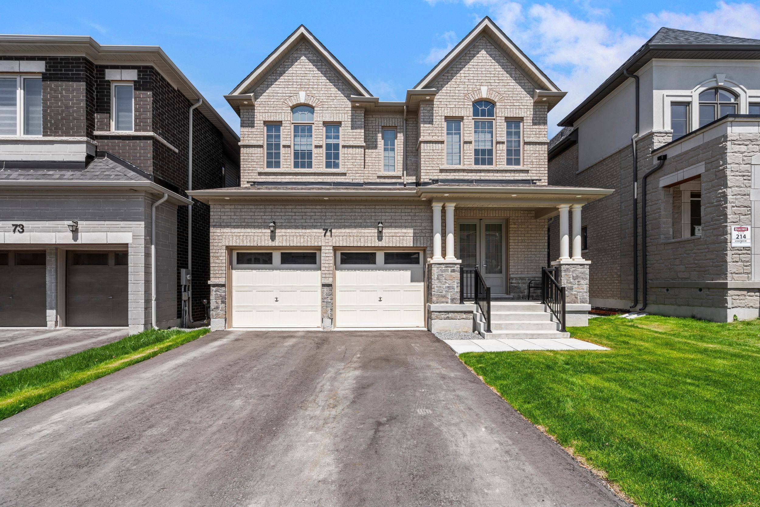 East Gwillimbury, ON L9N 0W4,71 Silk Twist DR