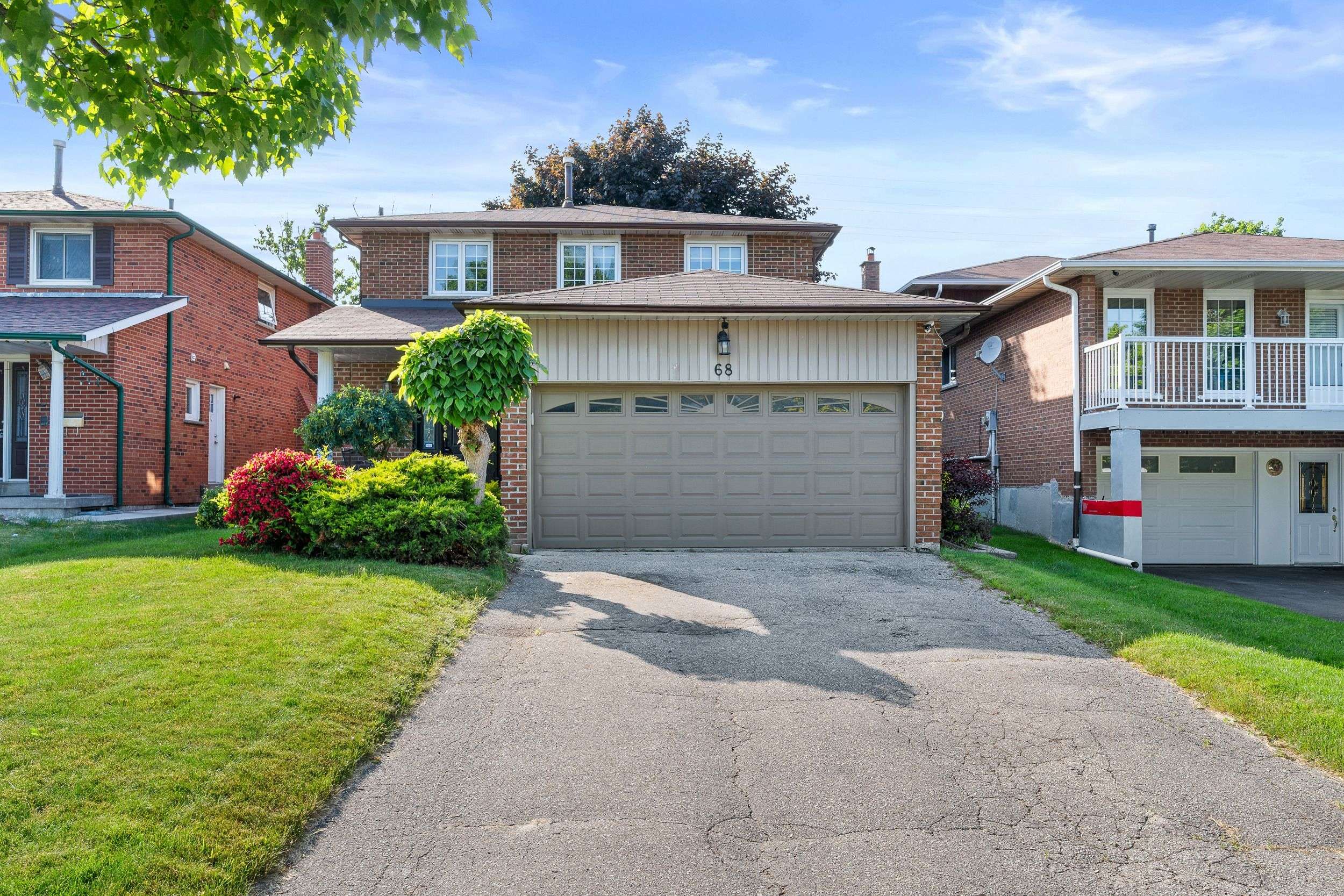 Brampton, ON L6S 3S8,68 Princeton TER