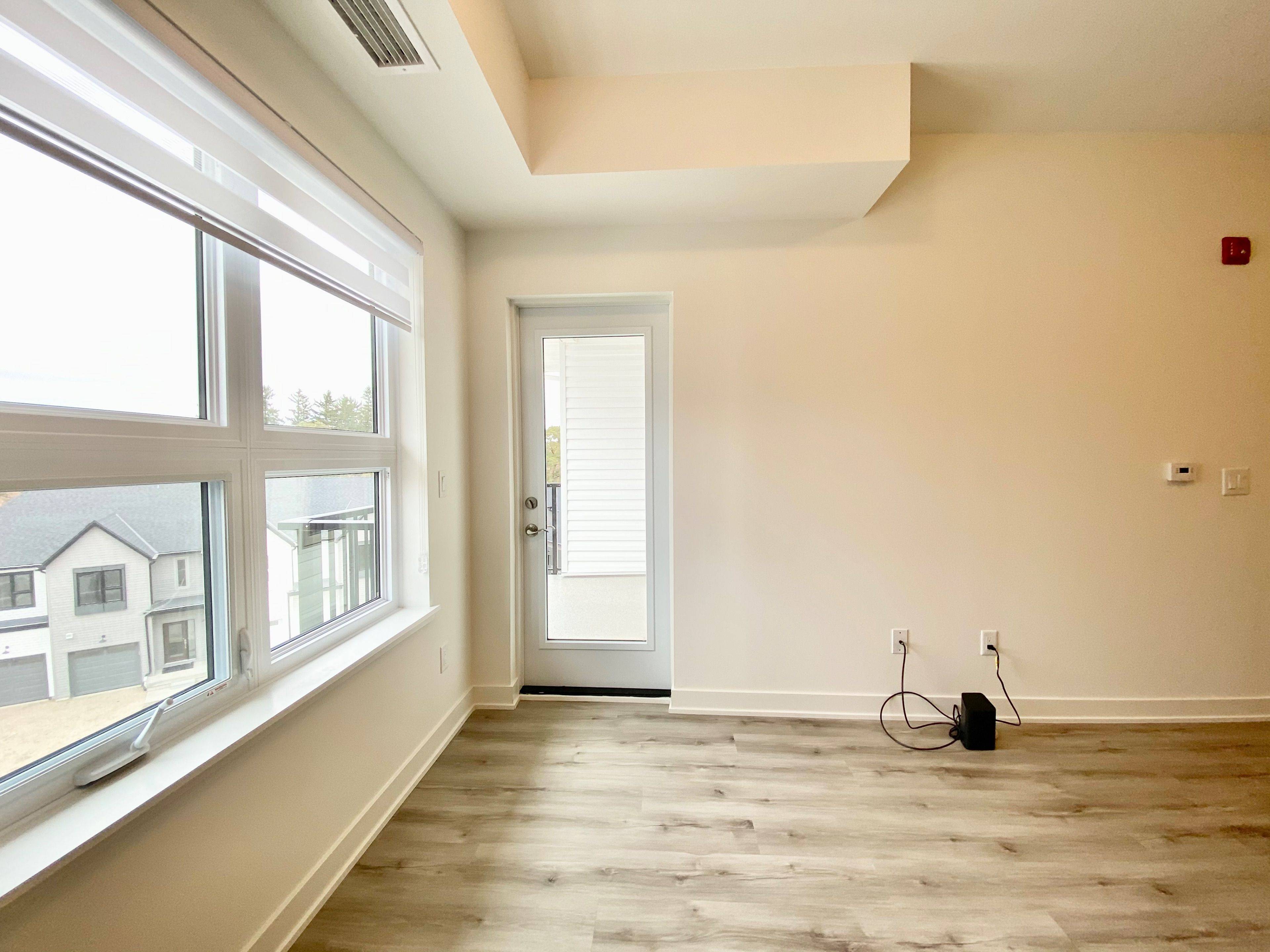 Kitchener, ON N2A 2H2,110 Fergus AVE #401