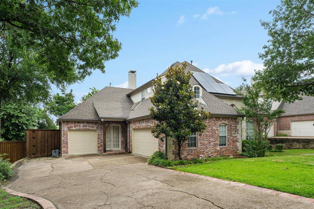Plano, TX 75025,8016 Greensboro Drive