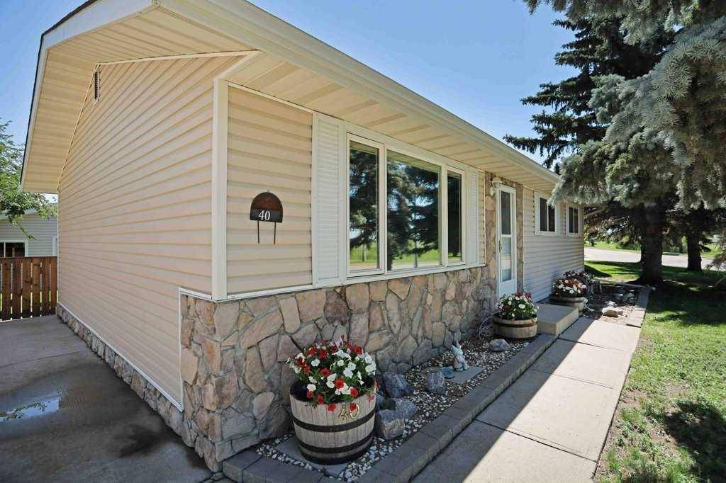 Brooks, AB T1R0C7,40 12 ST W