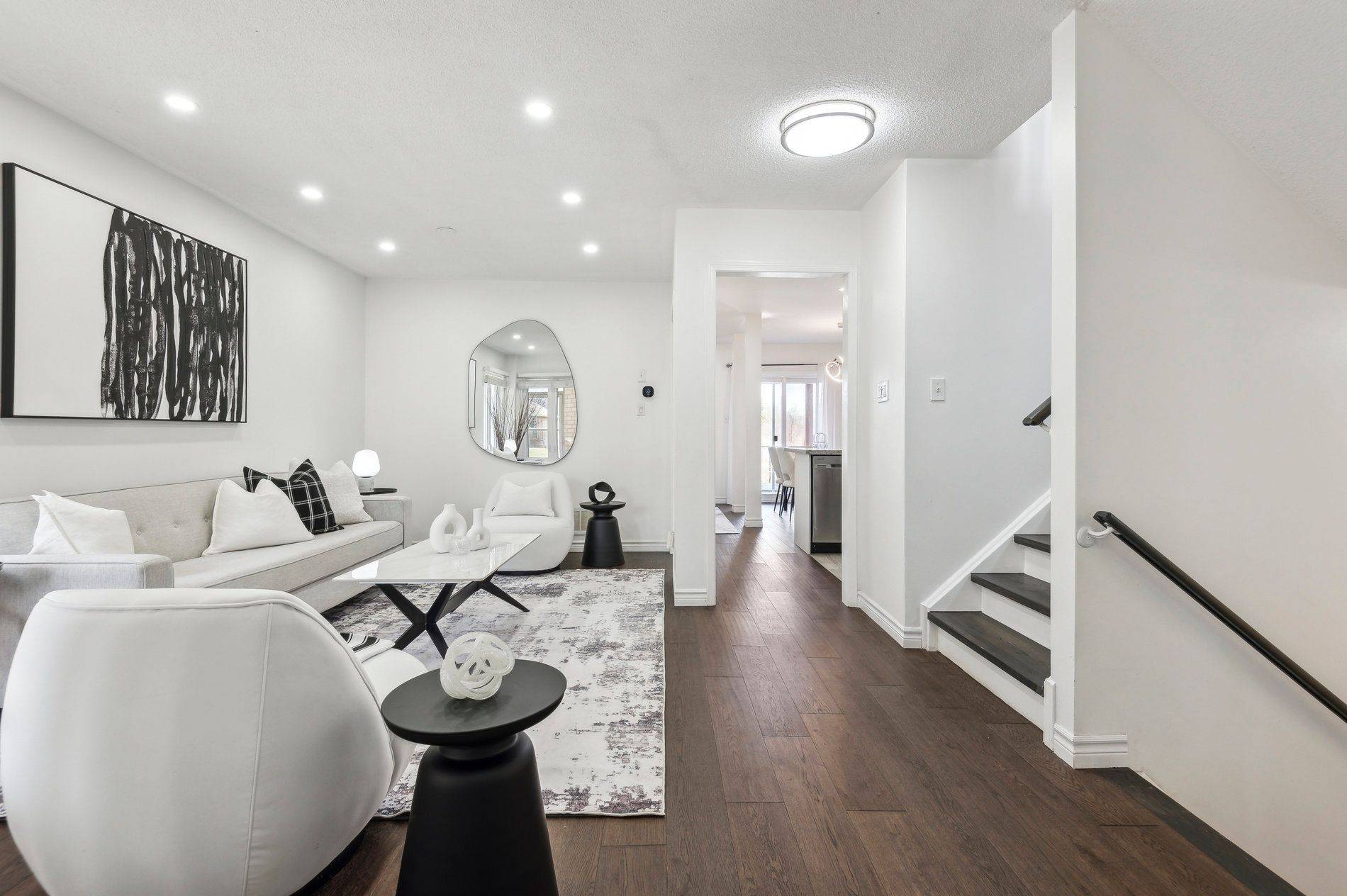 Pickering, ON L1X 2T8,1152 Gossamer DR