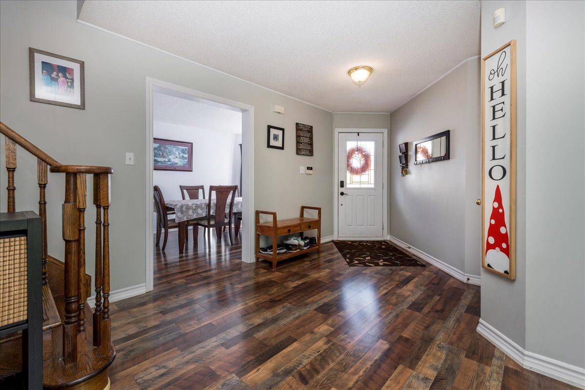 Barrie, ON L4N 9S8,22 Grace CRES