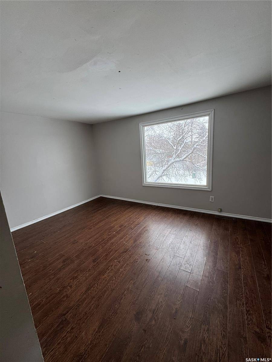 Regina, SK S4T 2X5,948 Garnet STREET
