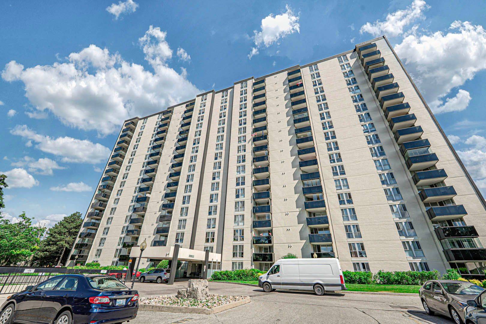 Toronto W08, ON M9C 1Z1,420 Mill RD #904