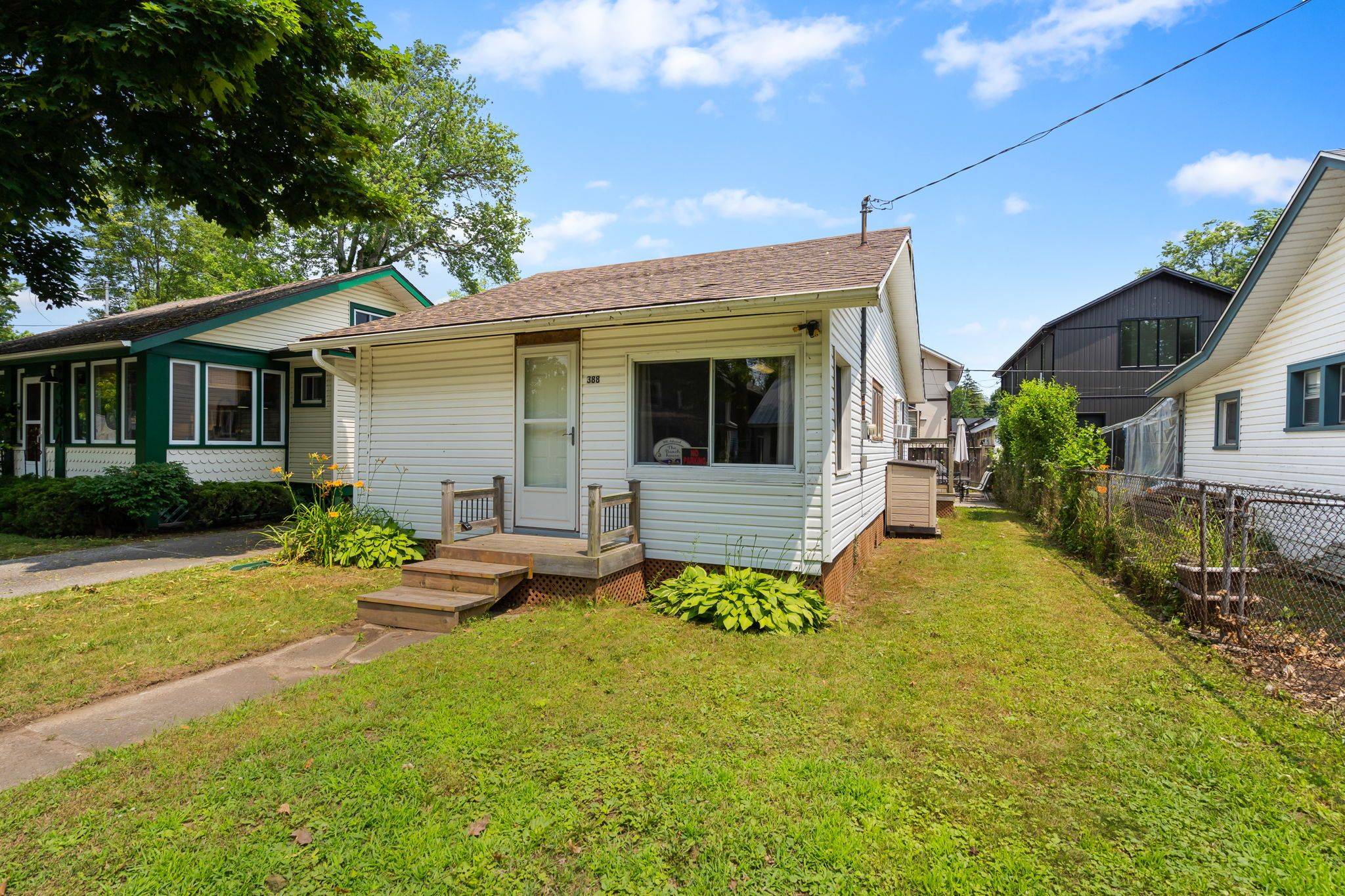 Fort Erie, ON L0S 1B0,388 Ashwood AVE