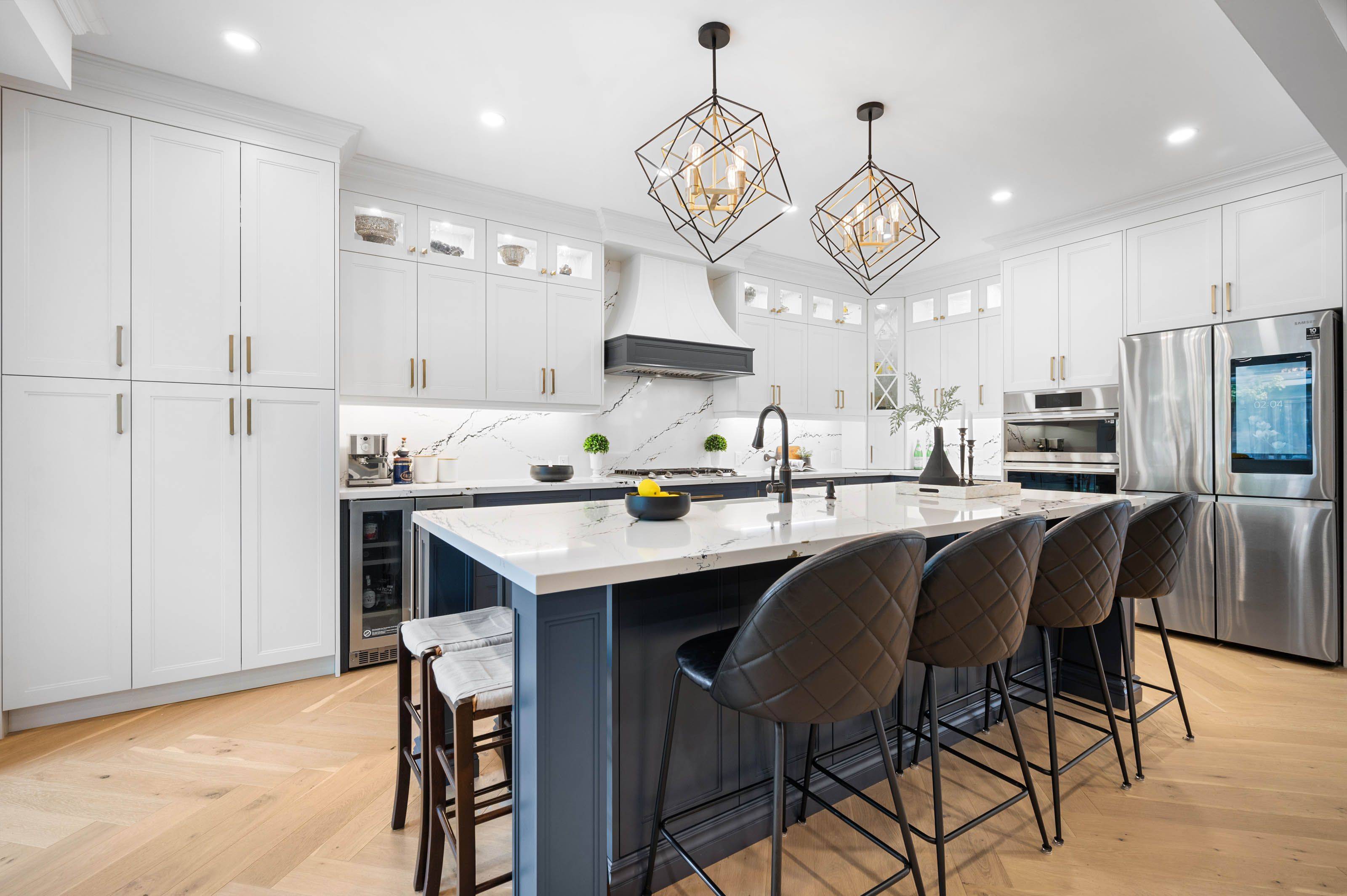 Kitchener, ON N2E 0B3,904 Magdalena CT