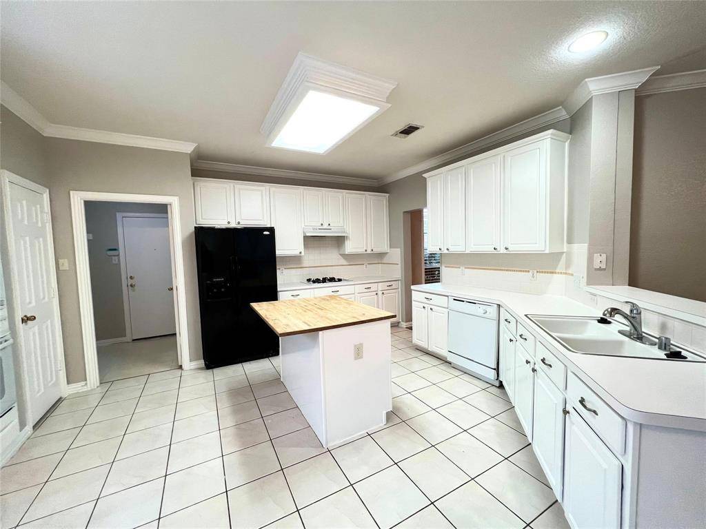 Allen, TX 75013,403 Misty Meadow Drive