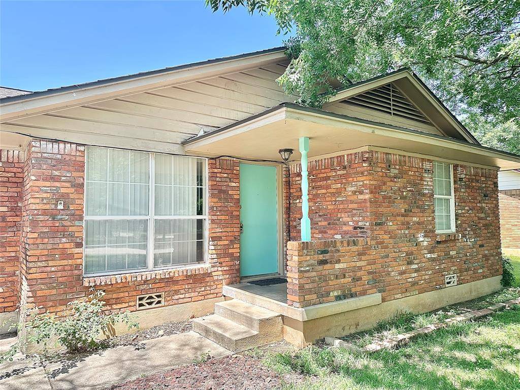 Denton, TX 76209,1125 Laguna Drive