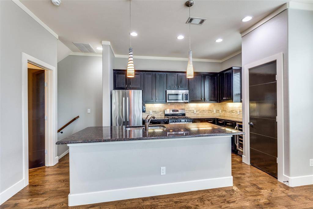 Dallas, TX 75206,5875 Ross Avenue #1