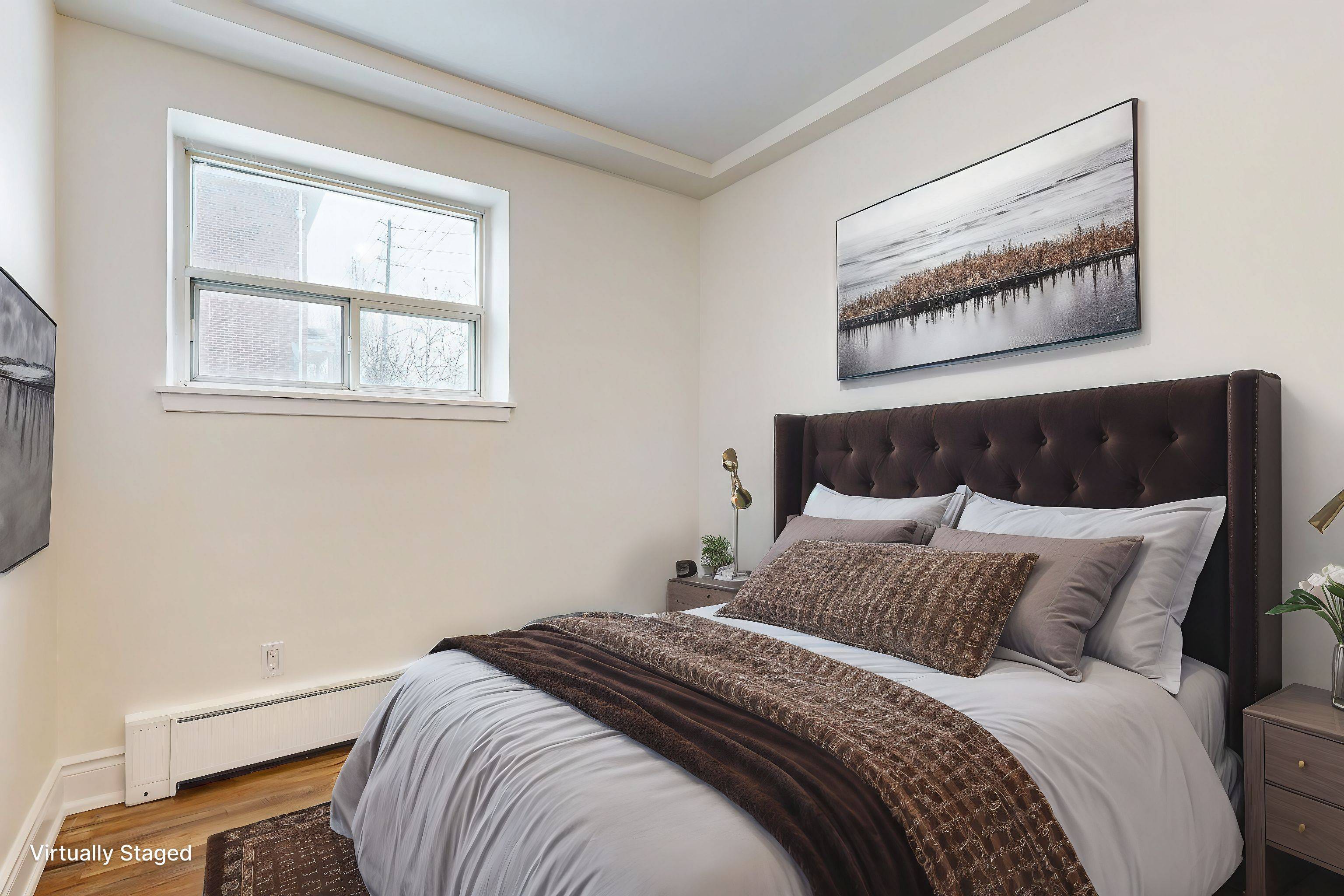 Toronto W06, ON M8W 4K2,149 Alderbrae AVE #1