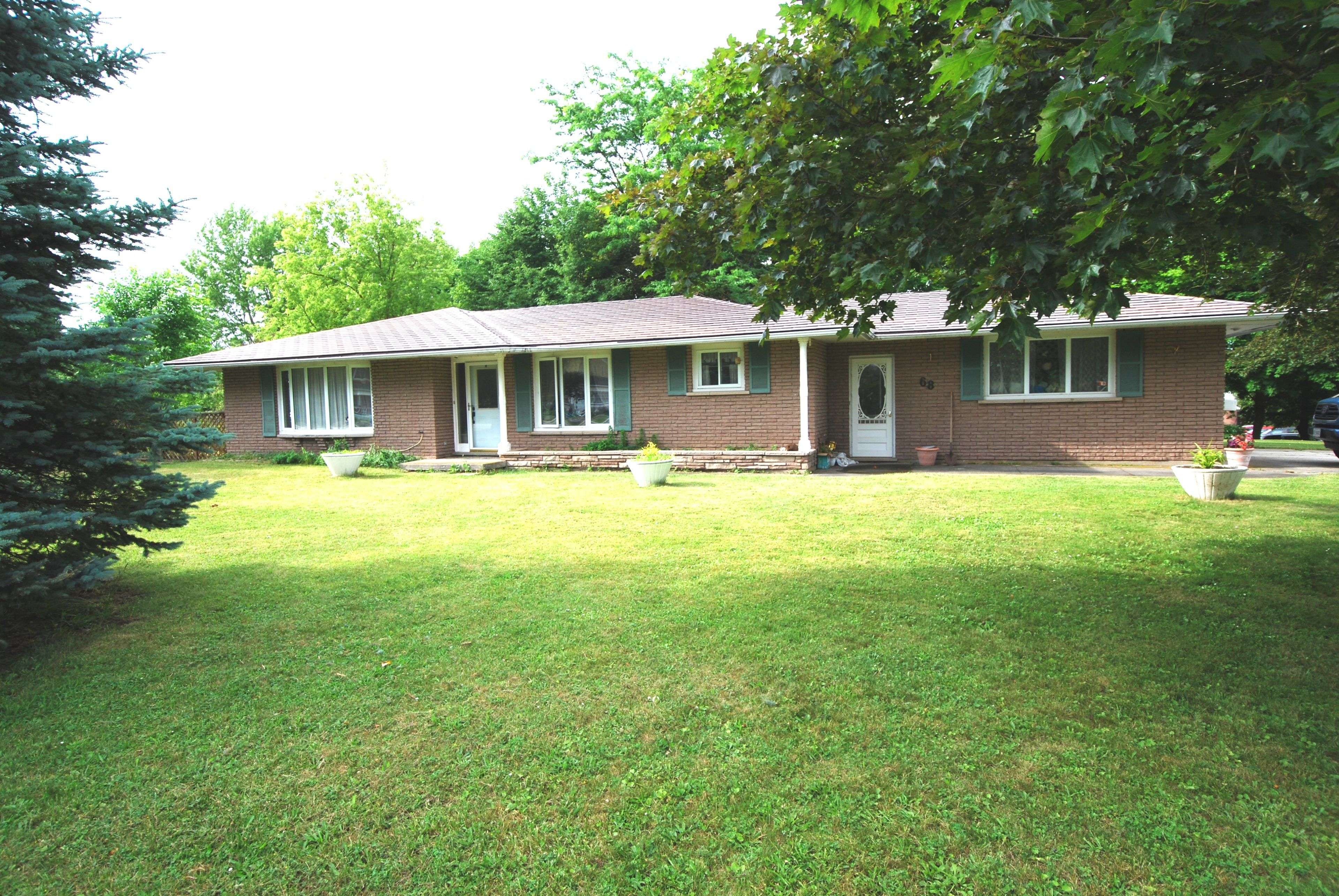 Minto, ON N0G 1M0,68 Elora ST N