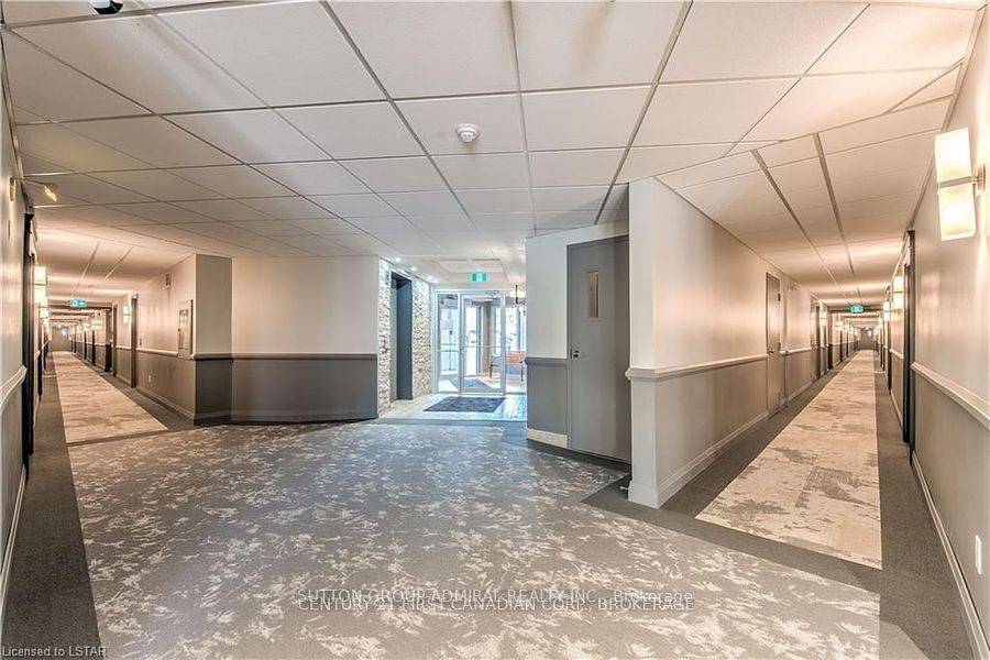 London North, ON N5X 3T6,5 Jacksway CRES SW #108