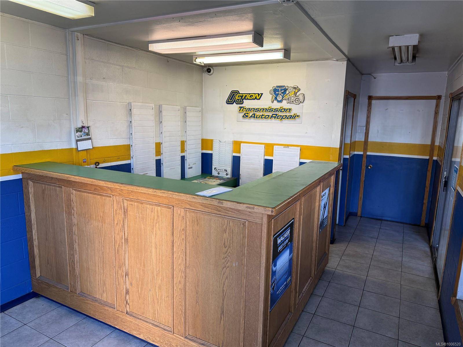 Victoria, BC V8T 4L8,2417 Douglas St