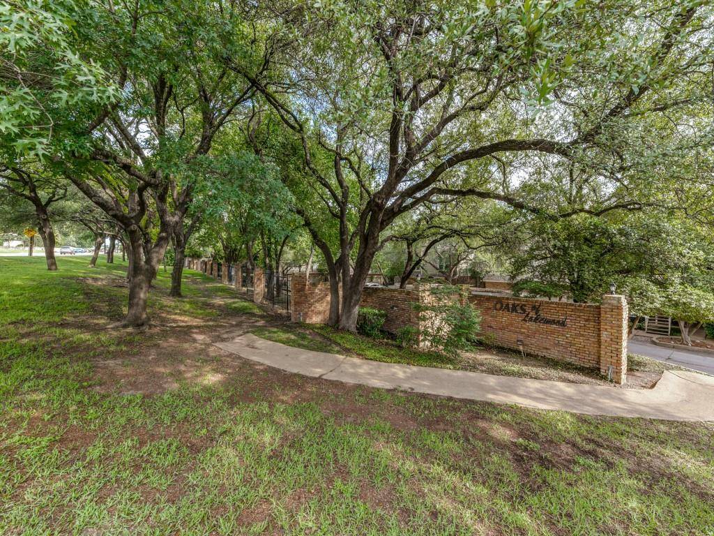Dallas, TX 75214,7151 Gaston Avenue #906