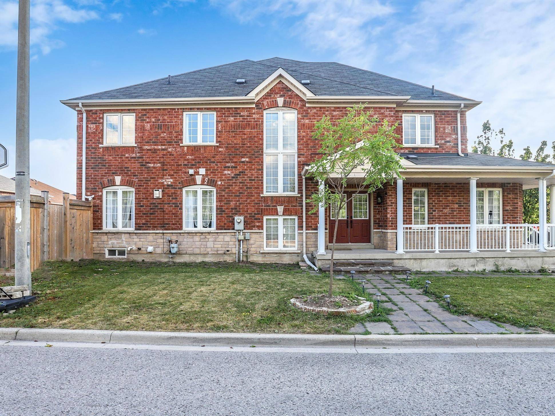 Richmond Hill, ON L4S 2T7,52 Martini DR