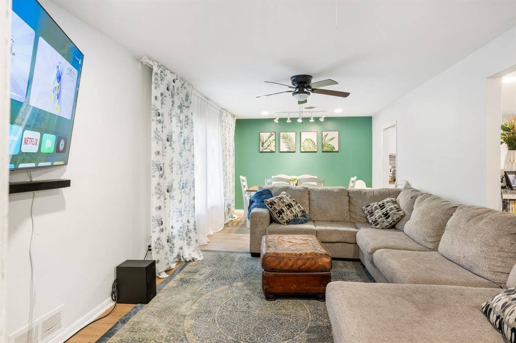 Fort Worth, TX 76112,7017 Robinhood Lane