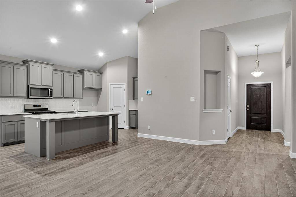 Denton, TX 76210,5401 Cypress Point Drive