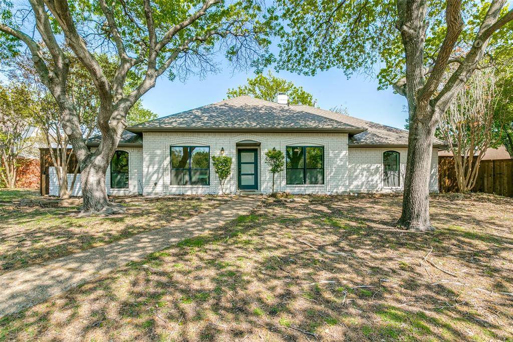 Dallas, TX 75252,17402 Oakington Court