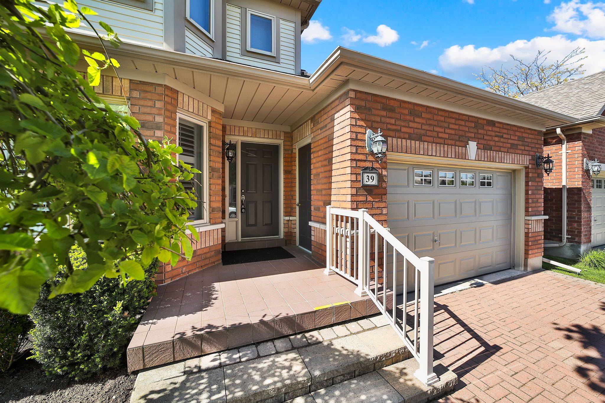 New Tecumseth, ON L9R 2C2,39 Via Amici N/A #13