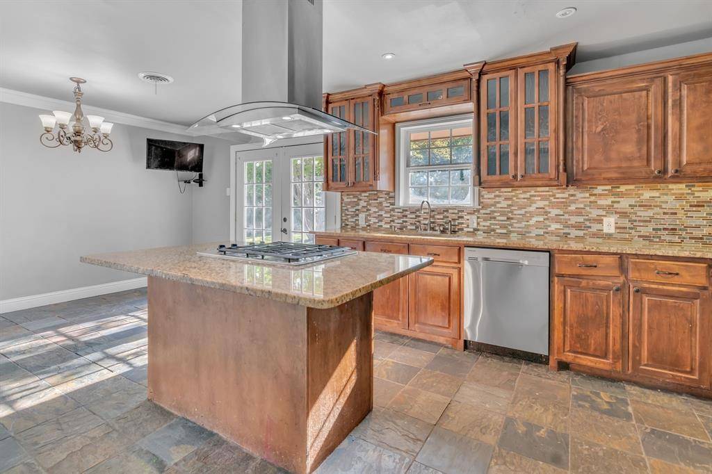 North Richland Hills, TX 76117,3510 Reeves Street