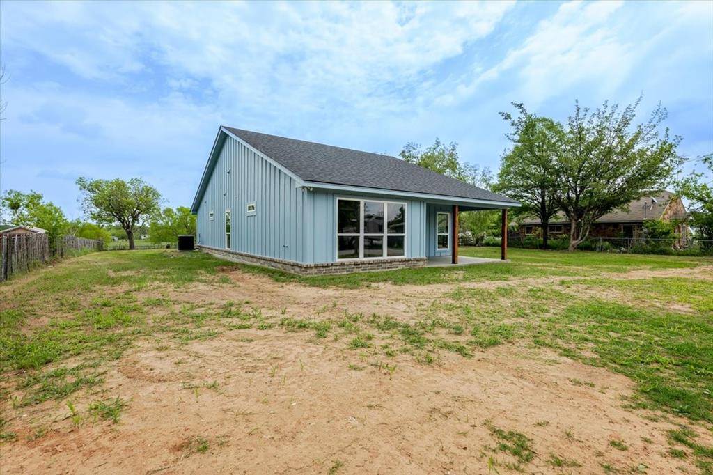 Perrin, TX 76486,212 W. Davis