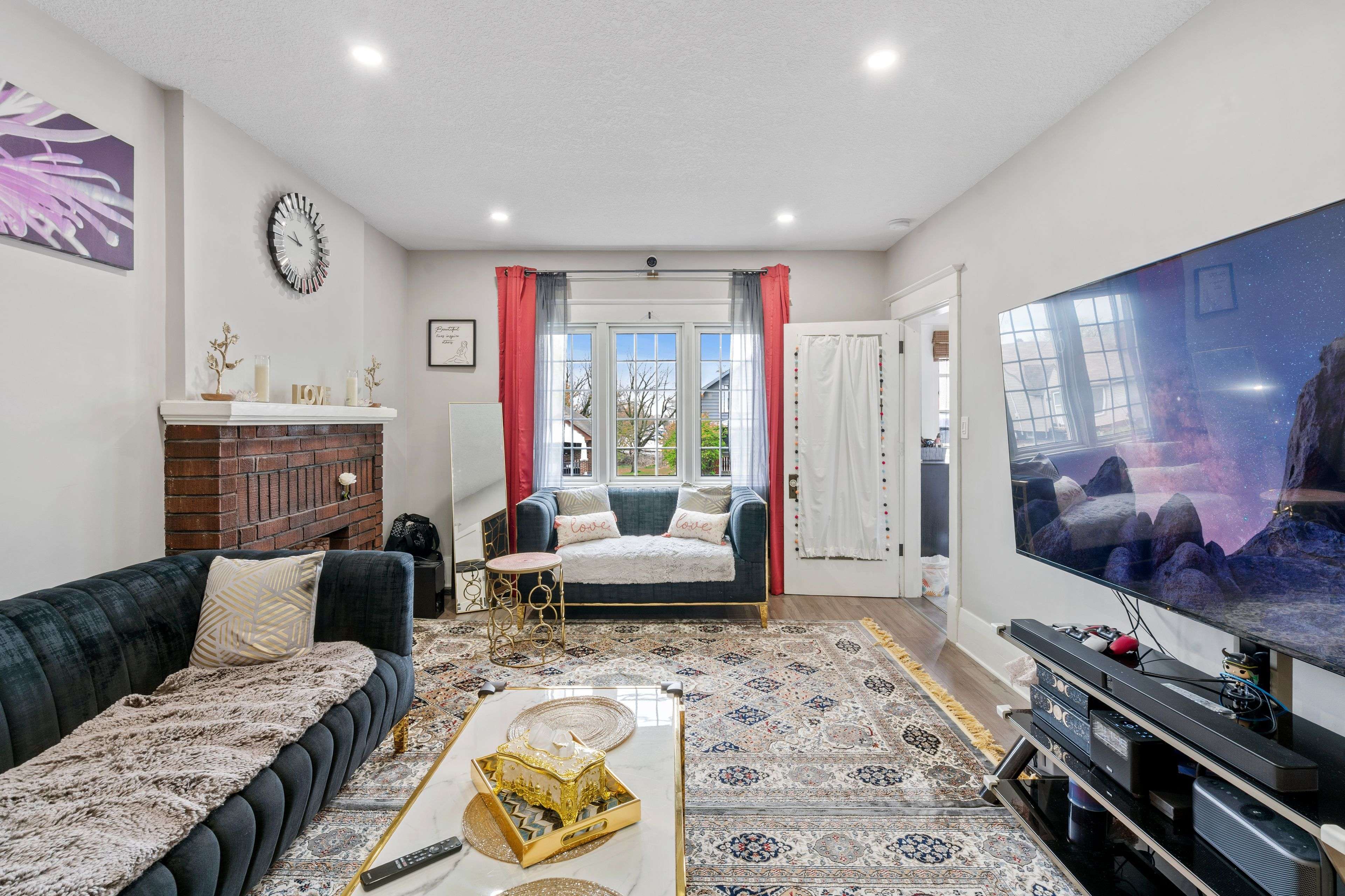 London East, ON N5W 4K9,594 HIGHBURY AVE