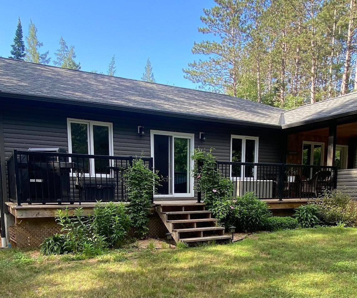 Huntsville, ON P0B 1L0,2241 Lone Pine DR