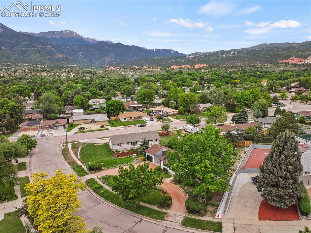 Colorado Springs, CO 80904,712 Panorama DR