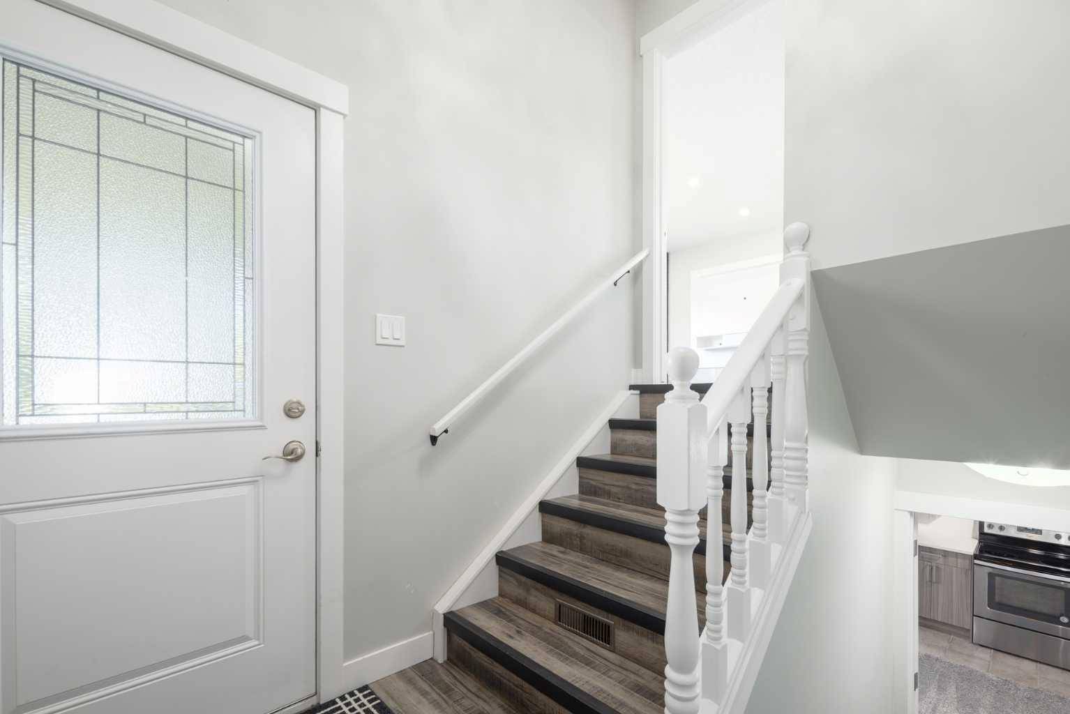 Calgary, AB T2W 0G7,11036 7 ST SW