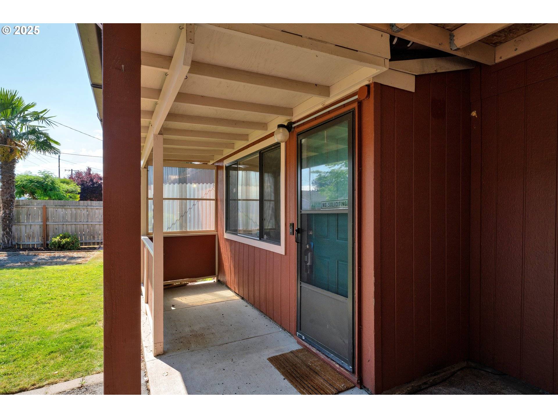 Springfield, OR 97477,630 COLONIAL DR