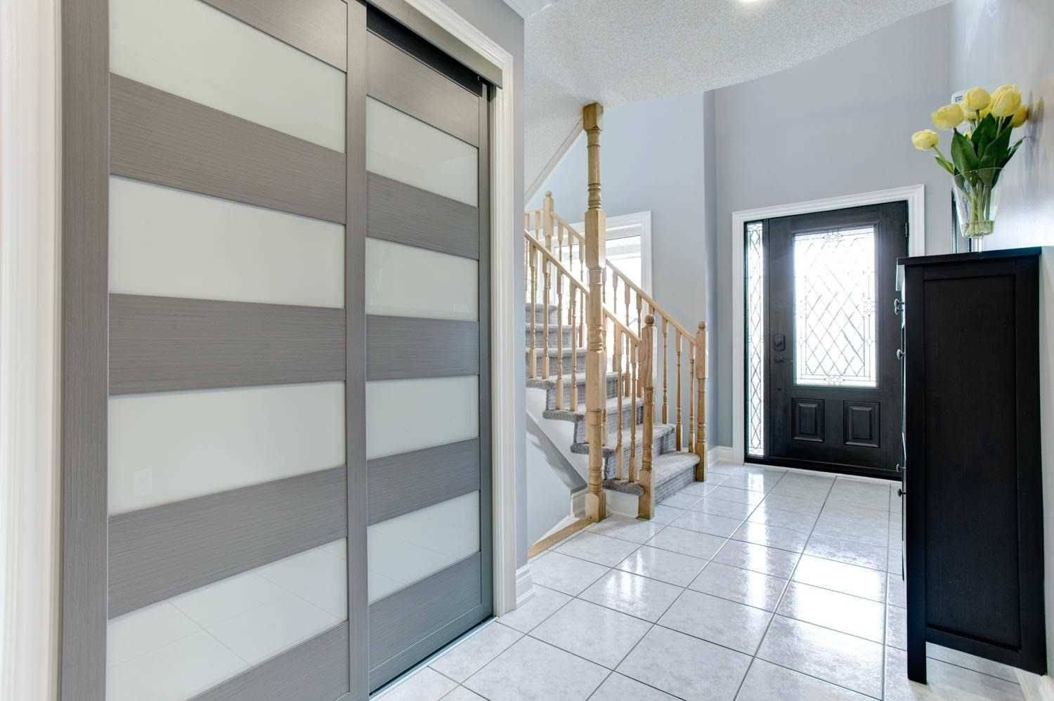 Newmarket, ON L3X 2P1,372 Marble PL
