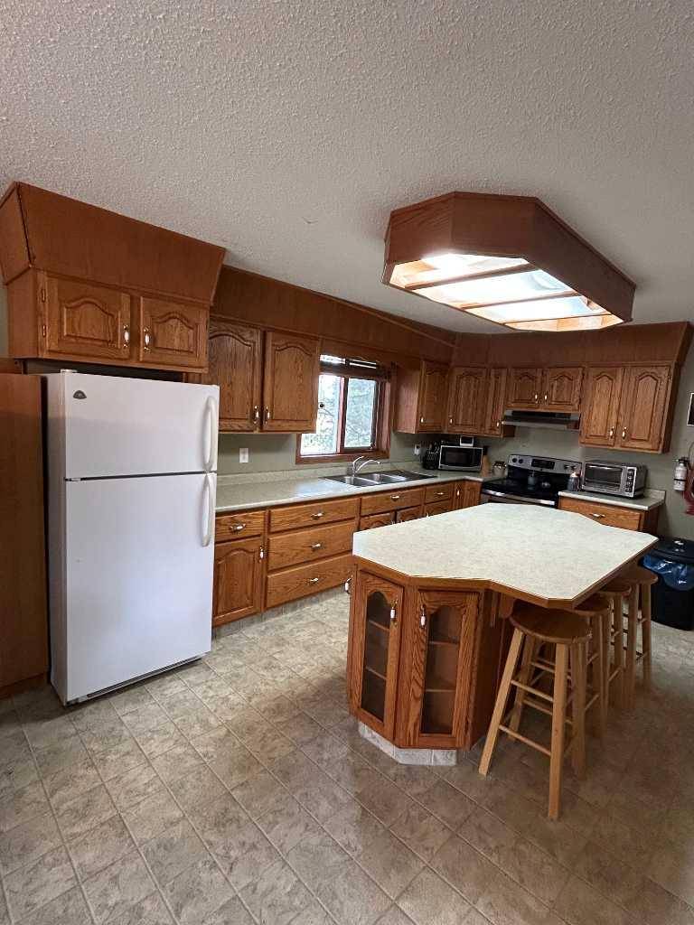 Vermilion, AB T9X 1V7,5215 58 ST