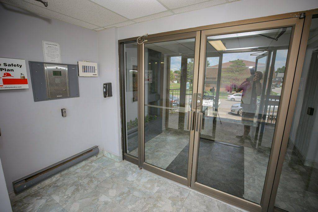Brockville, ON K6V 6K7,845 Kyle CT #405
