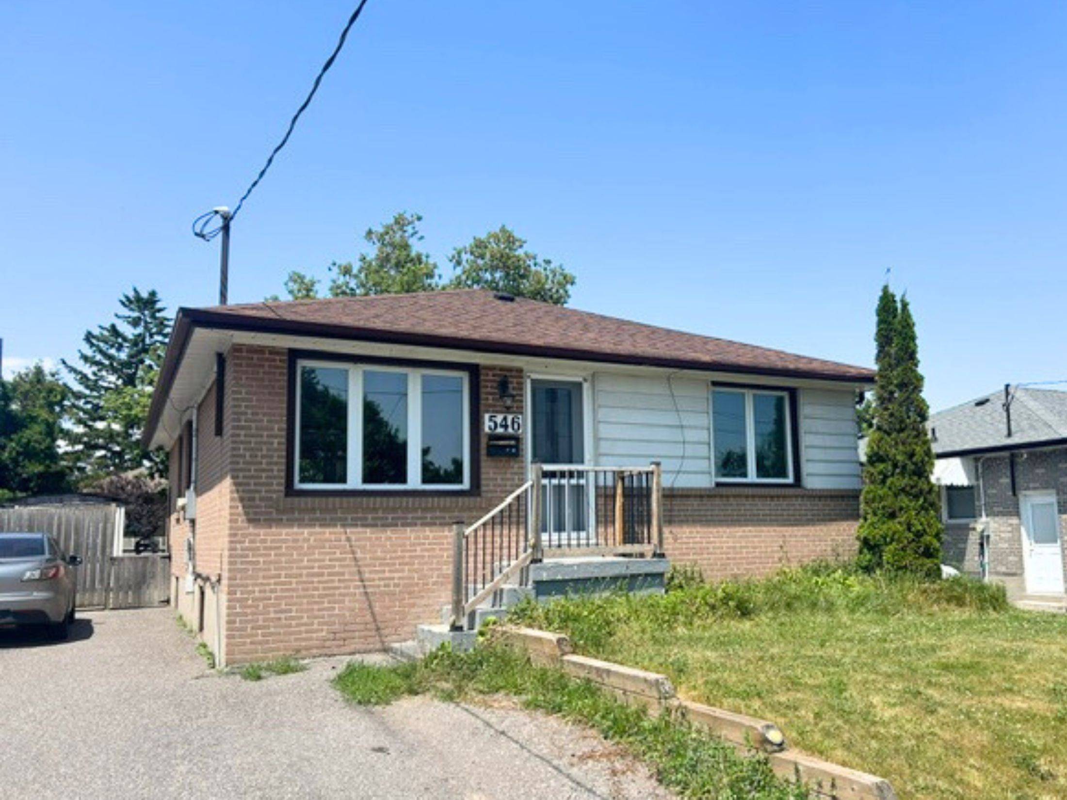 Oshawa, ON L1J 1H8,546 Phillip Murray AVE #Main