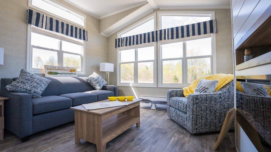 Bracebridge, ON P1L 1W9,1047 Bonnie Lake Camp RD #WINDSOR