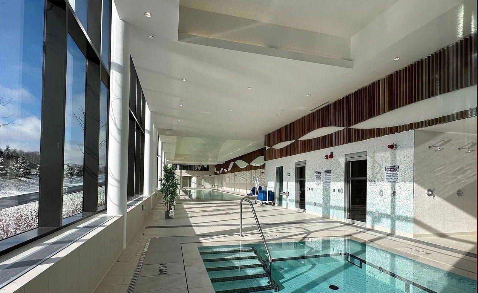 Toronto C15, ON M2K 0J1,25 McMahon DR #606