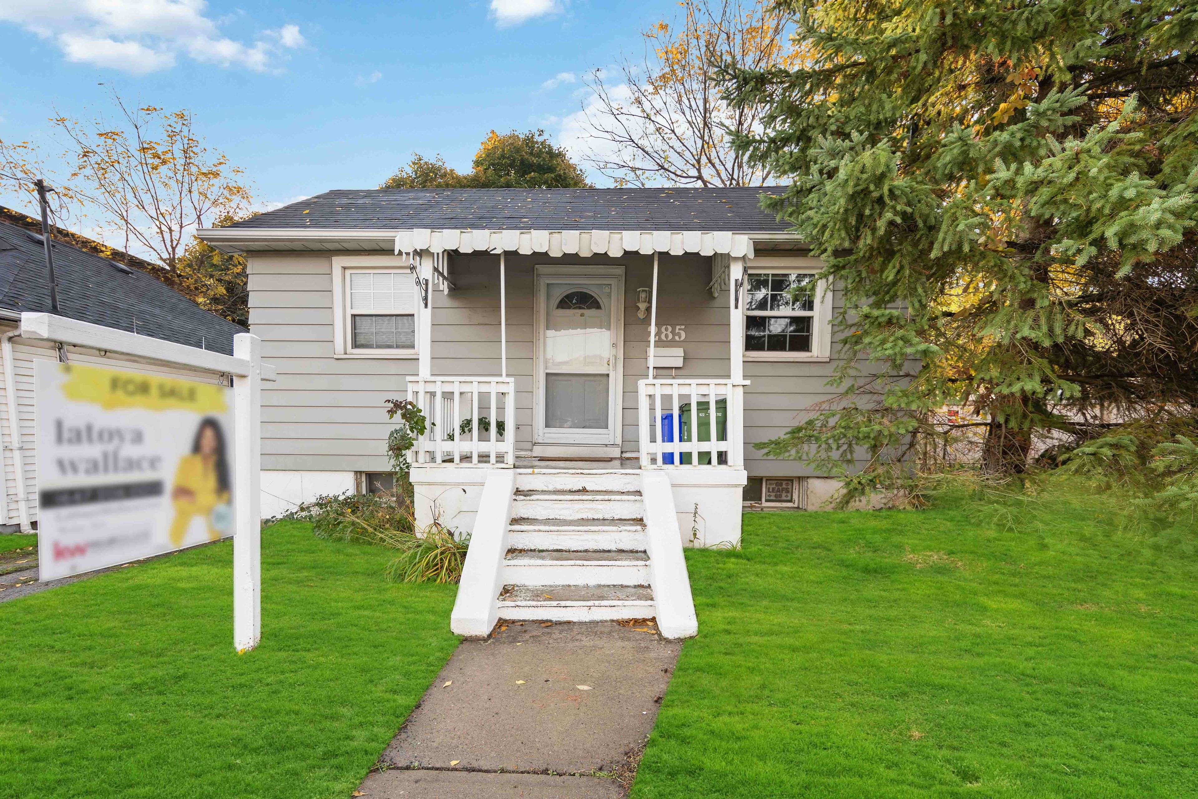 Oshawa, ON L1H 2P5,285 Olive AVE