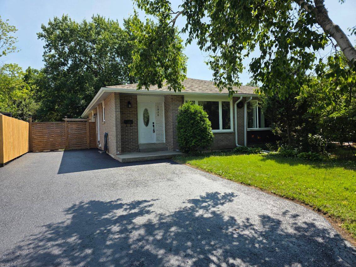 Mississauga, ON L5J 3S3,1914 Reiss CT