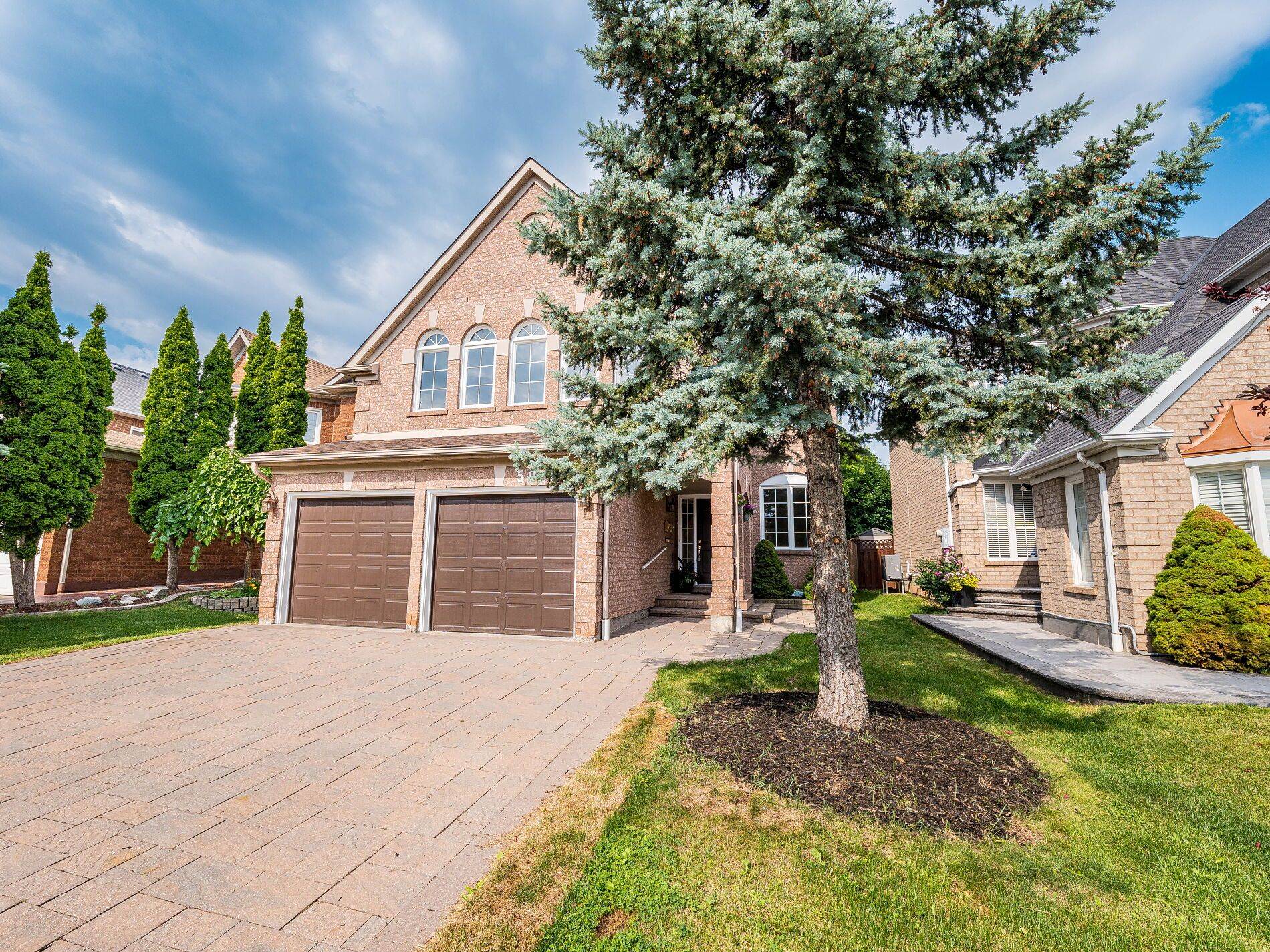 Mississauga, ON L5M 5S5,5936 Greensboro DR