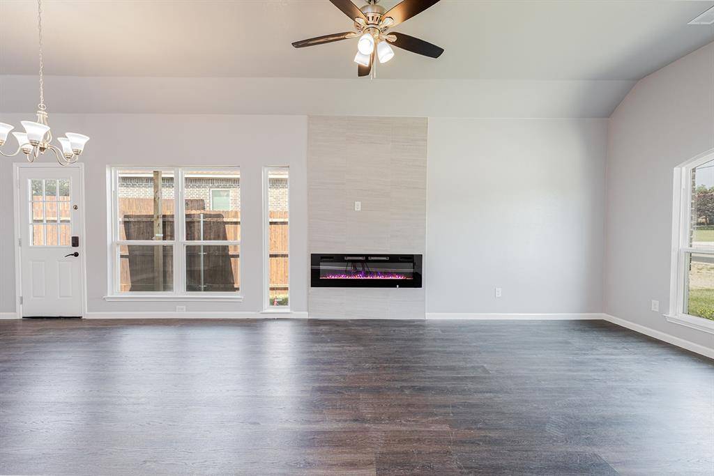 Weatherford, TX 76086,1435 Vine St