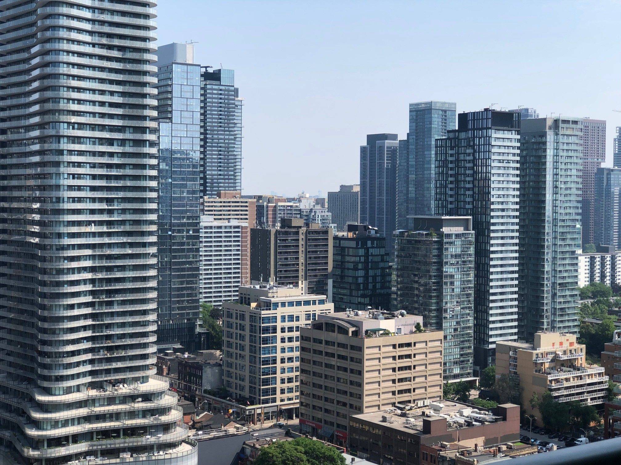 Toronto C01, ON M4Y 1A5,38 Grenville ST #2809