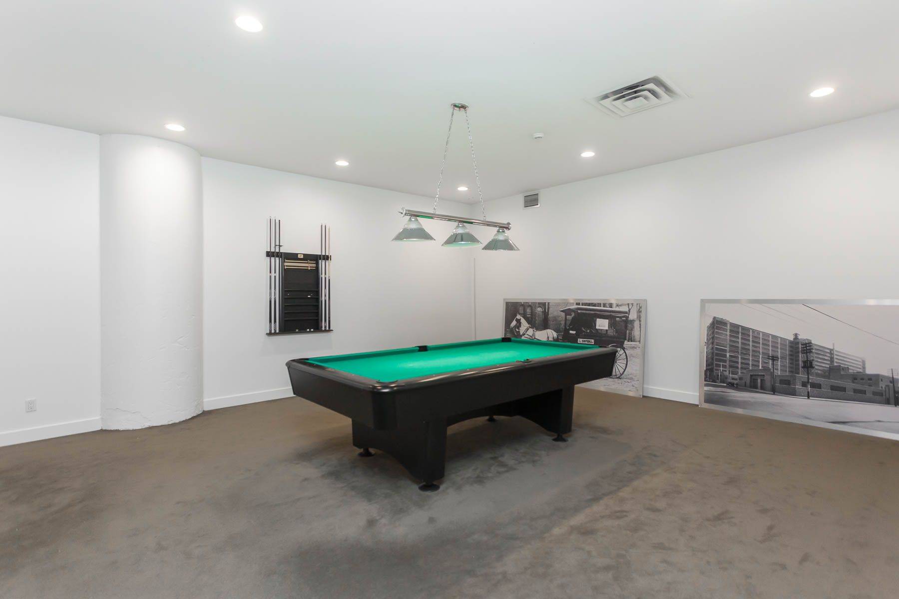 Toronto C08, ON M5B 2P7,155 Dalhousie ST #946
